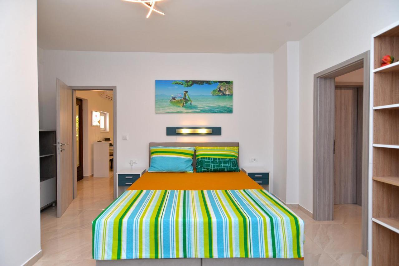 Apartments Mala Vala 925 - Adapted Фажана Экстерьер фото