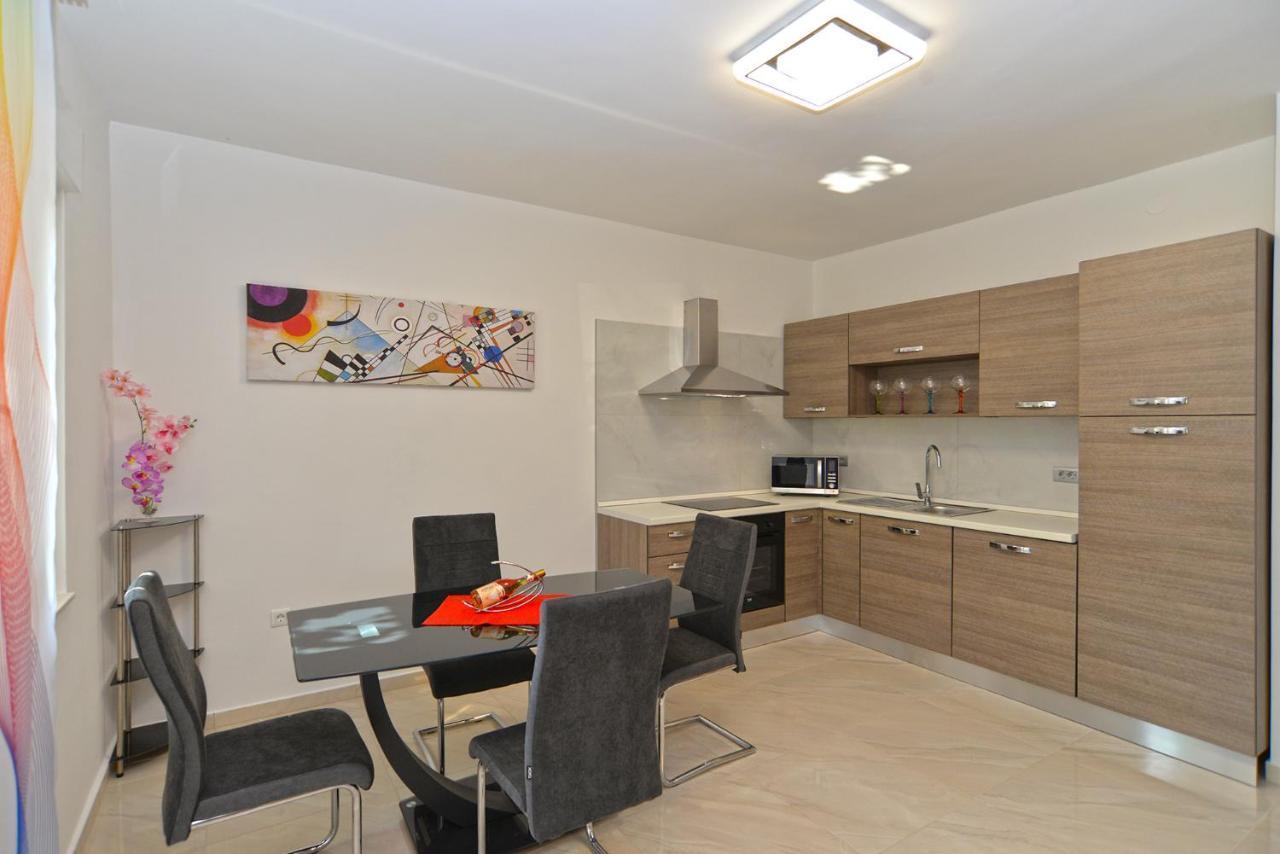 Apartments Mala Vala 925 - Adapted Фажана Экстерьер фото